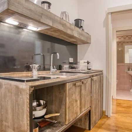 Orsoline Boutique - Position In * روما